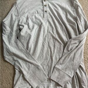 Old Navy Light Gray Long Sleeve Henley